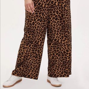 Torrid Leopard Self-Tie Sexy, Stylish, AND Comfortable Wide Leg Pant